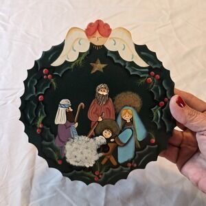 Vtg. Wooden Lazy Susan Hand-Painted Christmas Nativity Holly Berry 7.25" signed‎